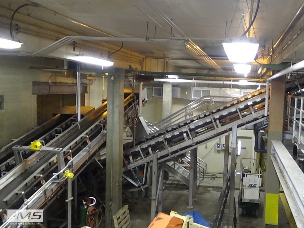 Belt Conveyors vs Screw Conveyors in Wastewater Plants JMS